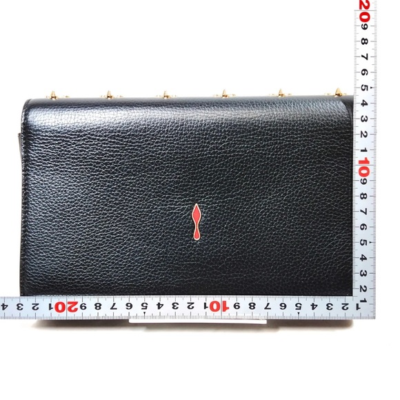 Christian Louboutin Paloma bag
🌟 AUTHENTIC 🌟 - Picture 2 of 9